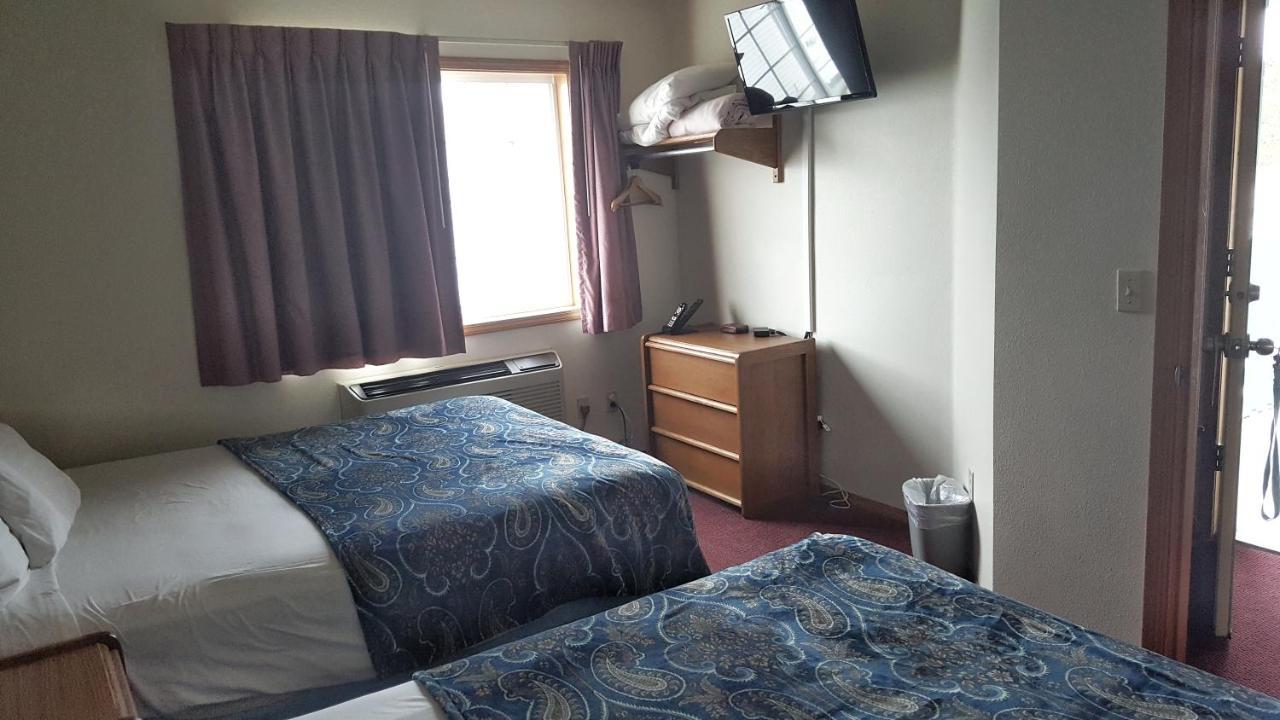 Hillcrest Inn Сийсайд Екстериор снимка