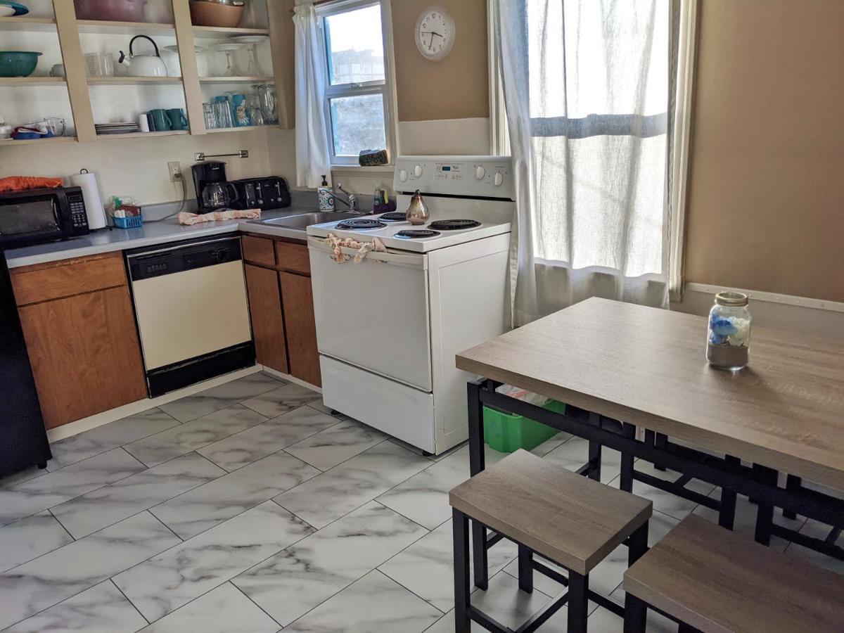 Hillcrest Inn Сийсайд Екстериор снимка