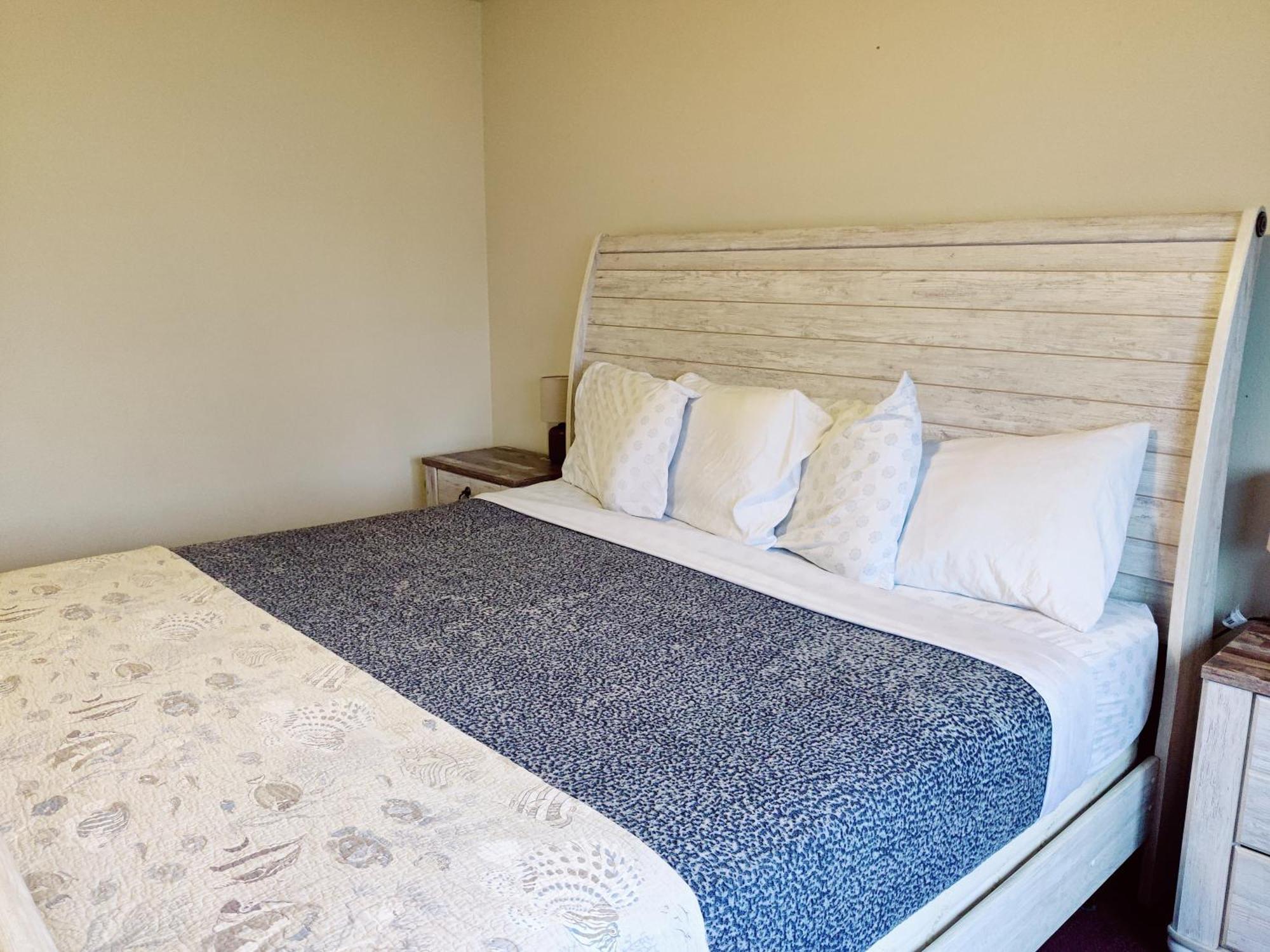 Hillcrest Inn Сийсайд Екстериор снимка
